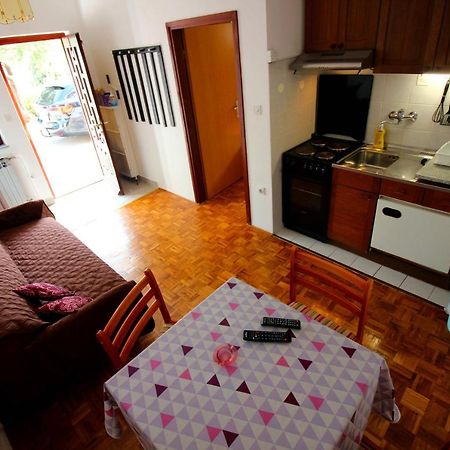 Guesthouse Marija Novi Vinodolski Eksteriør bilde