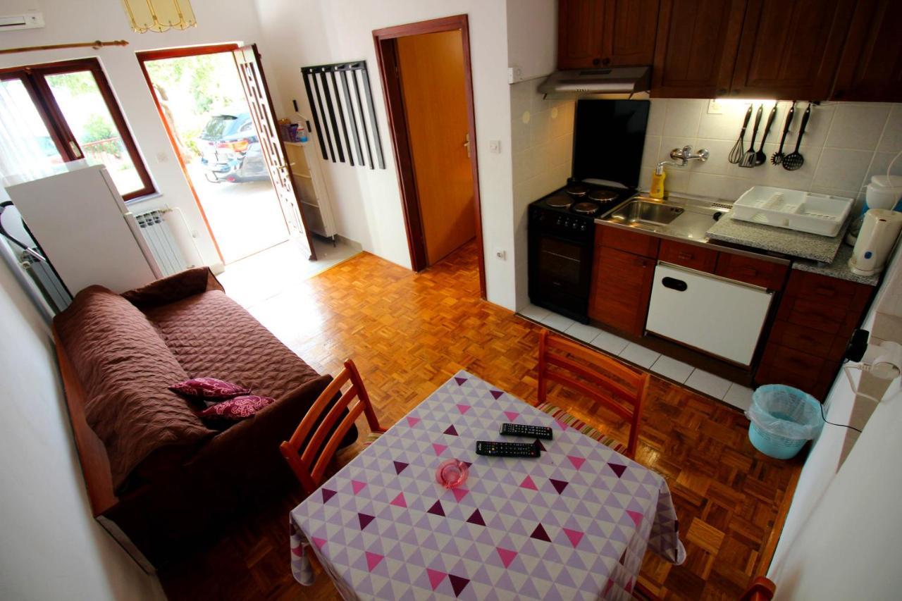 Guesthouse Marija Novi Vinodolski Eksteriør bilde