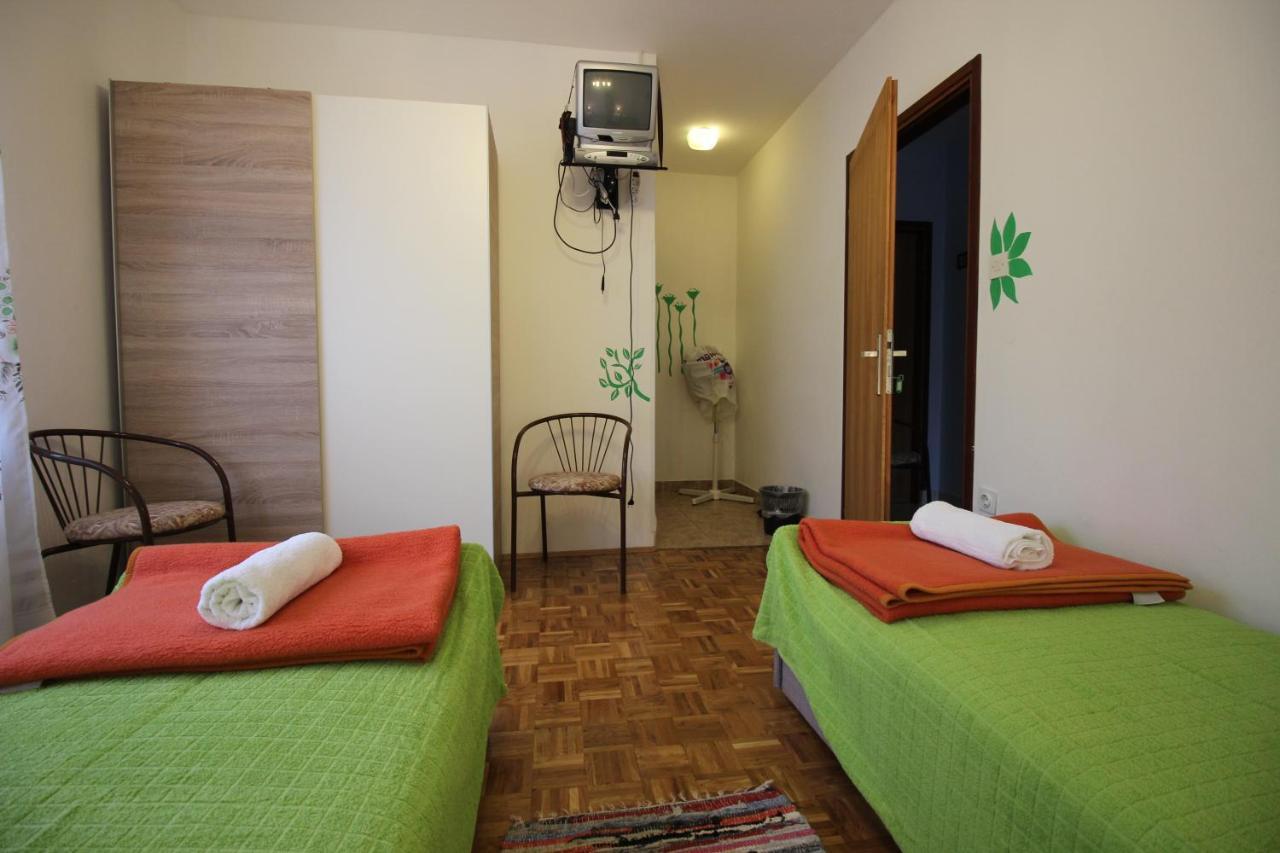 Guesthouse Marija Novi Vinodolski Eksteriør bilde