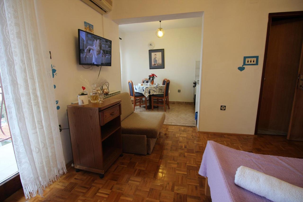 Guesthouse Marija Novi Vinodolski Eksteriør bilde