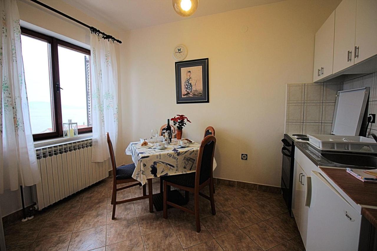 Guesthouse Marija Novi Vinodolski Eksteriør bilde