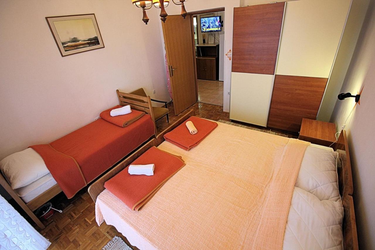 Guesthouse Marija Novi Vinodolski Eksteriør bilde