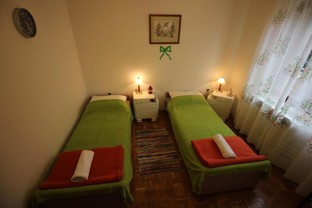 Guesthouse Marija Novi Vinodolski Eksteriør bilde